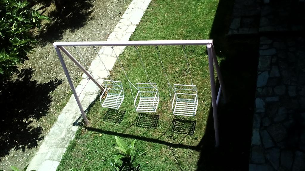 Ferienwohnung Nireas Nea Skioni Exterior foto
