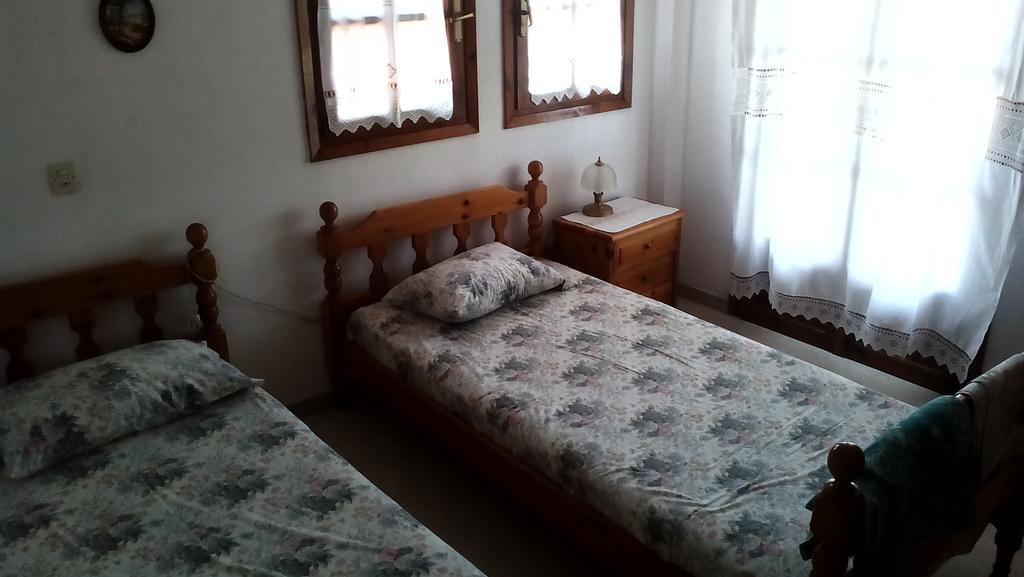 Ferienwohnung Nireas Nea Skioni Exterior foto