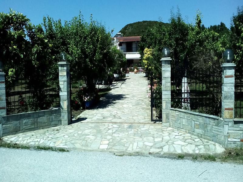 Ferienwohnung Nireas Nea Skioni Exterior foto